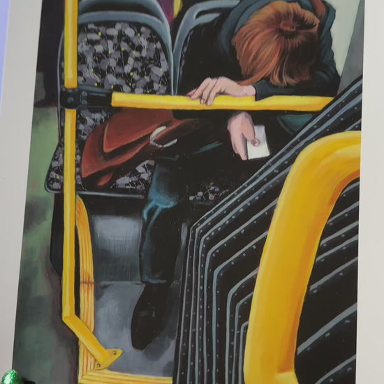Kunstdruck einer Berliner Bus Szene aus dem Originalgemälde „Komfortabel sitzen“.
