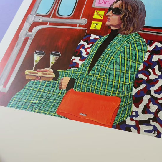 Video. Kunstdruck A3. Frau mit zwei Martinigläsern in der Berliner U-Bahn, dargestellt als farbintensiver Kunstdruck im expressionistischen Stil.